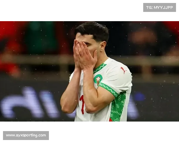 点球策略争议：迪亚斯是否应选择更稳妥方式